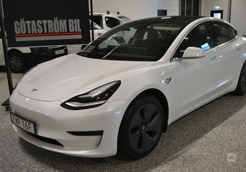 Tesla Model 3, 2020