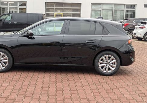 Opel Astra, 2025