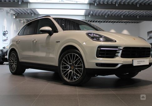 Porsche Cayenne, 2022
