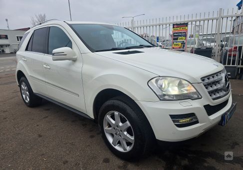 Mercedes-Benz ML 350, 2010