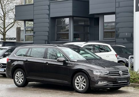 Volkswagen Passat, 2020