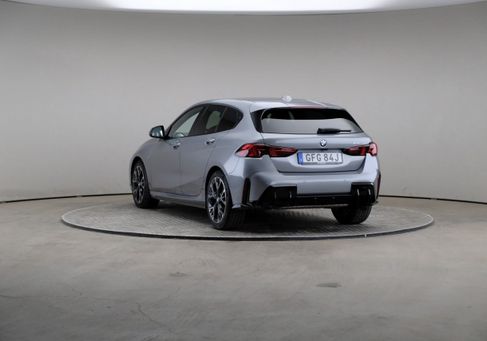 BMW 120, 2025 2