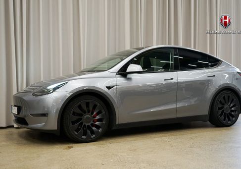 Tesla Model Y, 2024 2