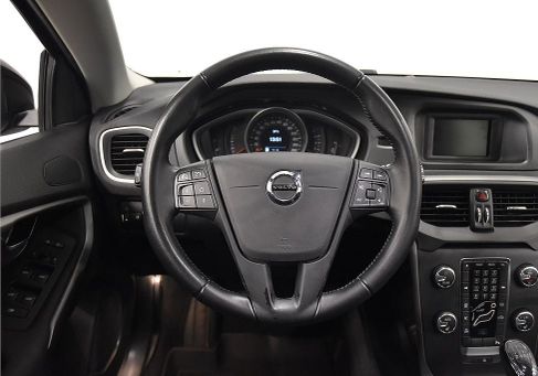 Volvo V40, 2017