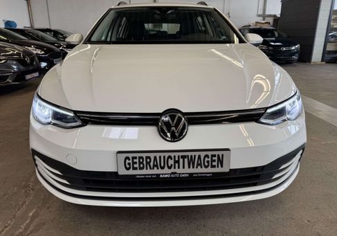 Volkswagen Golf, 2023