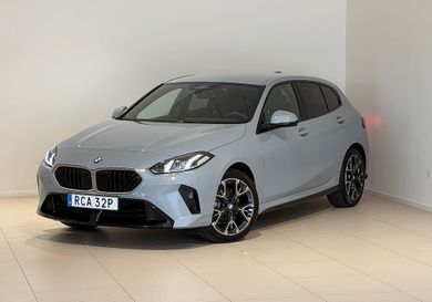 BMW 120, 2025