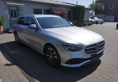 Mercedes-Benz E 300, 2022