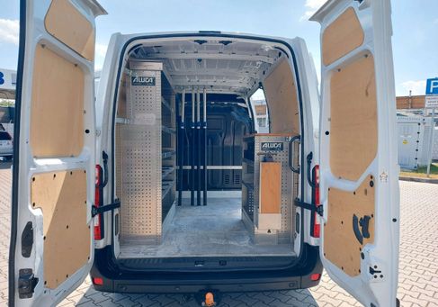 Renault Master, 2023