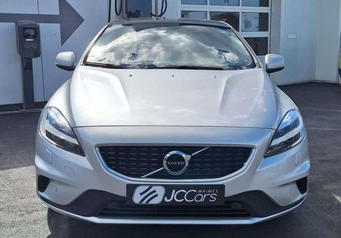 Volvo V40, 2019