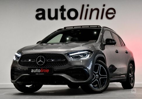 Mercedes-Benz GLA 200, 2021