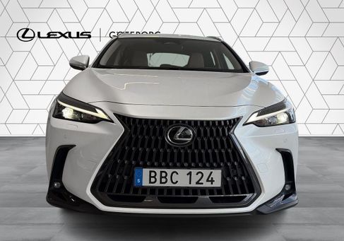 Lexus NX, 2023