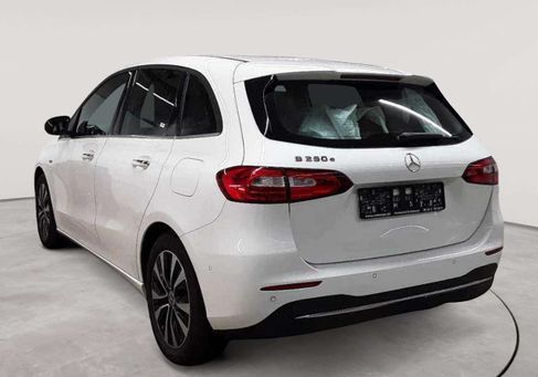 Mercedes-Benz B 250, 2021