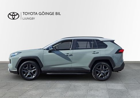 Toyota RAV 4, 2022 3