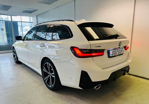 BMW 330, 2023 3