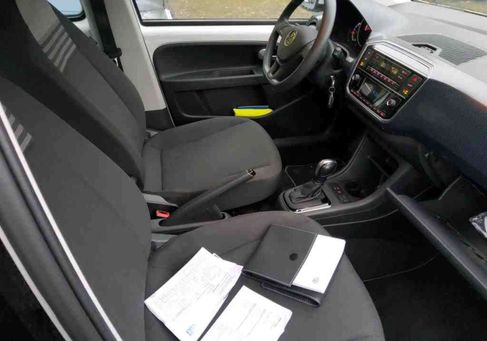 Volkswagen up!, 2021