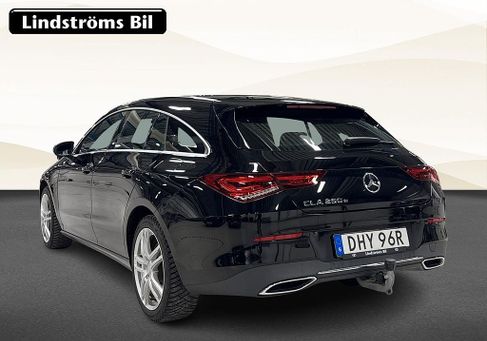 Mercedes-Benz CLA 250 Shooting Brake, 2021