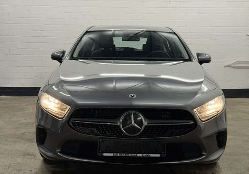 Mercedes-Benz A 250, 2022 3