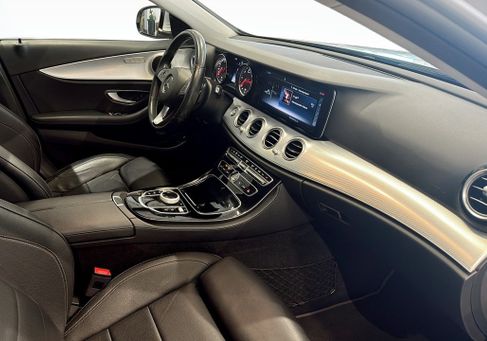 Mercedes-Benz E 220, 2018