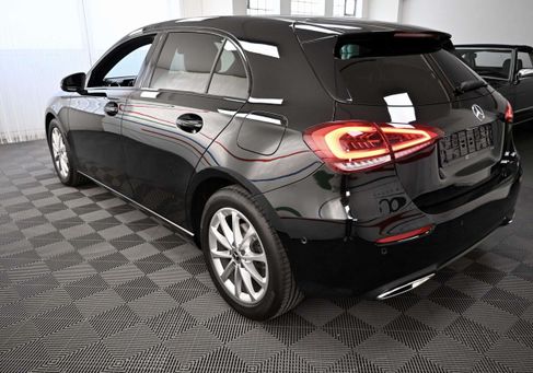 Mercedes-Benz A 200, 2021