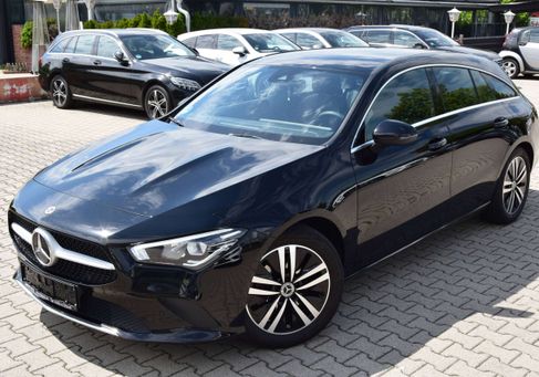 Mercedes-Benz CLA 180, 2021