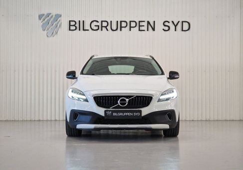 Volvo V40 Cross Country, 2018