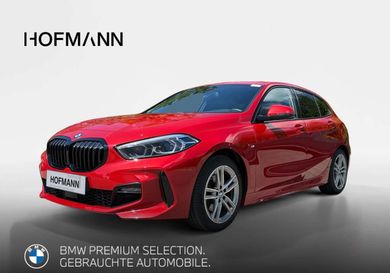 BMW 118, 2022