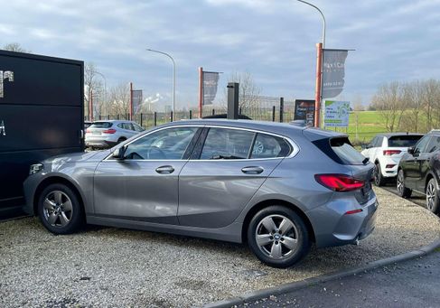 BMW 1 Serija, 2022