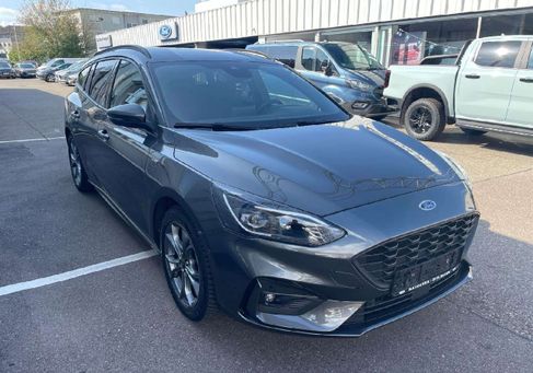 Ford Focus, 2021 3