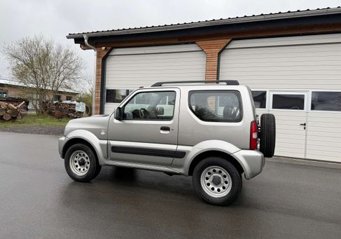 Suzuki Jimny, 2017