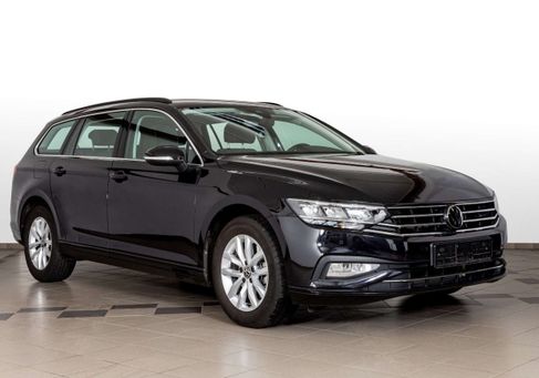 Volkswagen Passat Variant, 2023