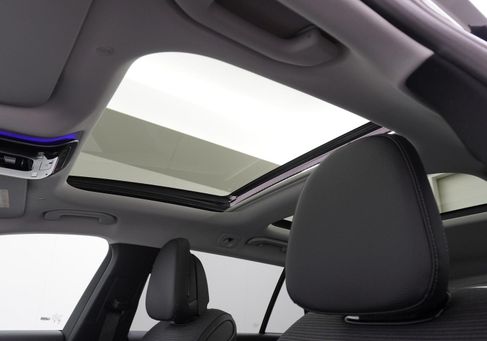 Mercedes-Benz C 180, 2025