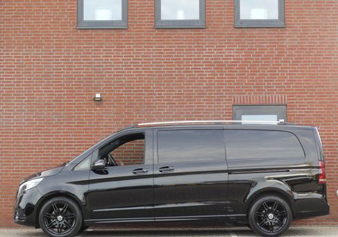 Mercedes-Benz V 300, 2022