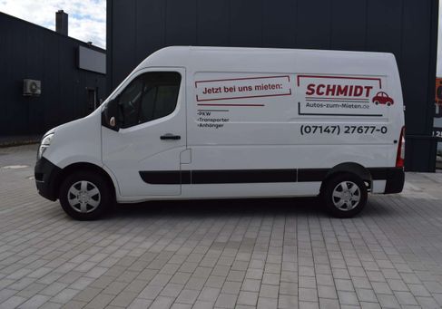 Nissan Interstar, 2024