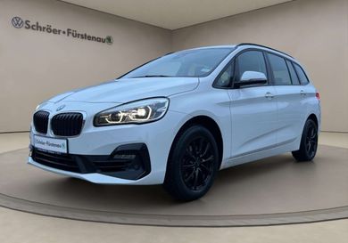 BMW 216, 2020