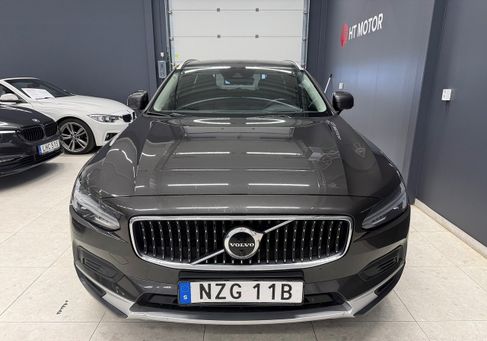 Volvo V90 Cross Country, 2021