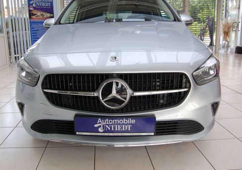 Mercedes-Benz B 180, 2025 2