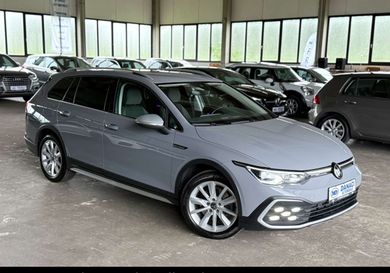 Volkswagen Golf, 2021