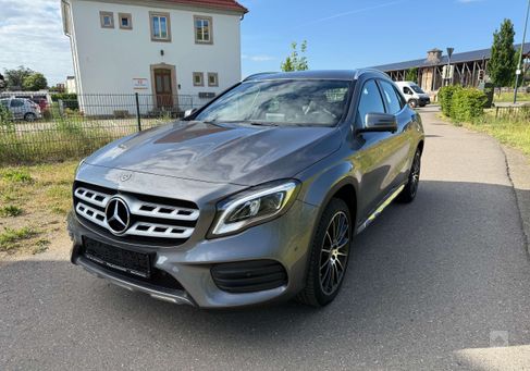 Mercedes-Benz GLA 180, 2017