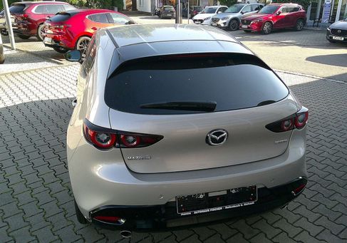 Mazda 3, 2025