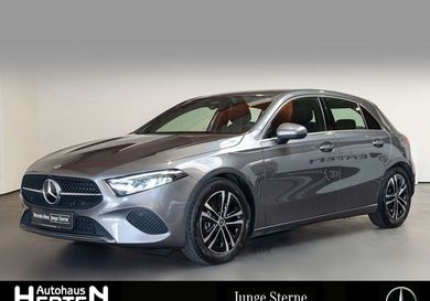 Mercedes-Benz A 180, 2025