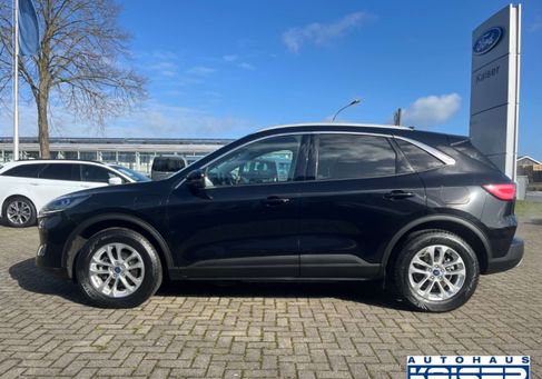 Ford Kuga, 2022