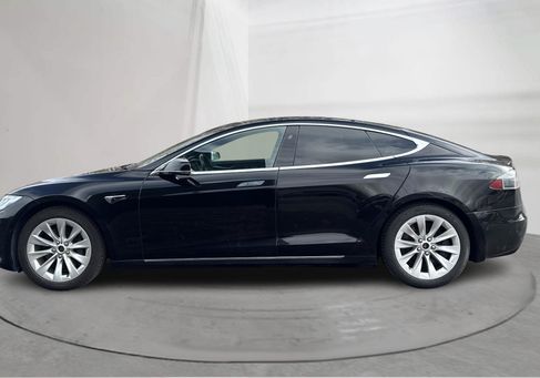 Tesla Model S, 2018