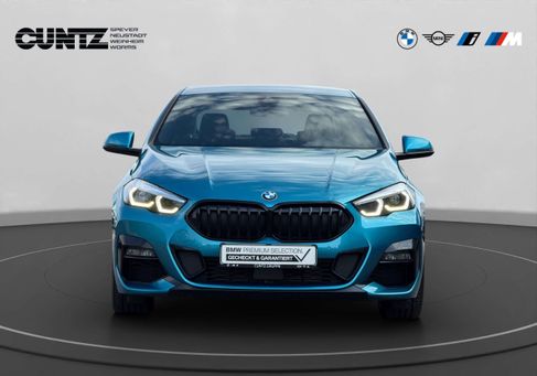 BMW 218, 2023 2