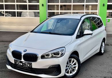 BMW 216, 2022