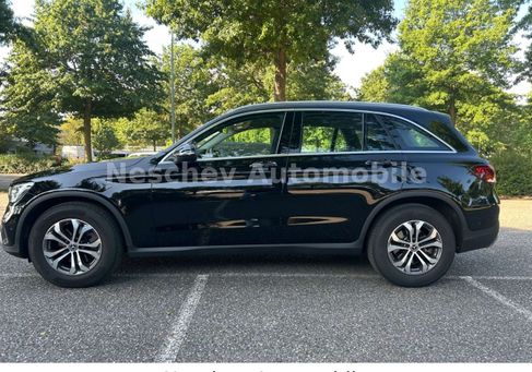 Mercedes-Benz GLC 200, 2022 3