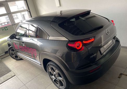 Mazda MX-30, 2022 3