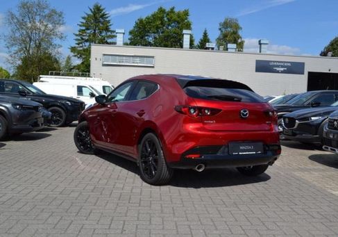 Mazda 3, 2025