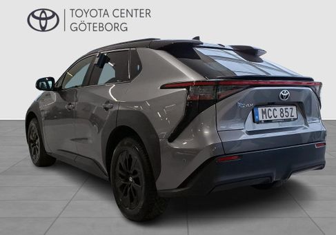 Toyota bZ4X, 2025