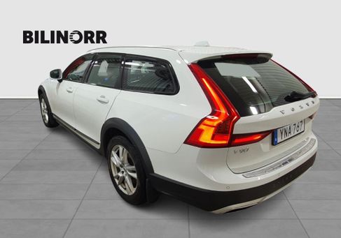 Volvo V90 Cross Country, 2019