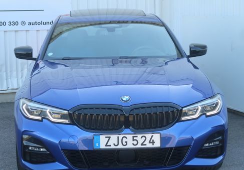 BMW 330, 2020